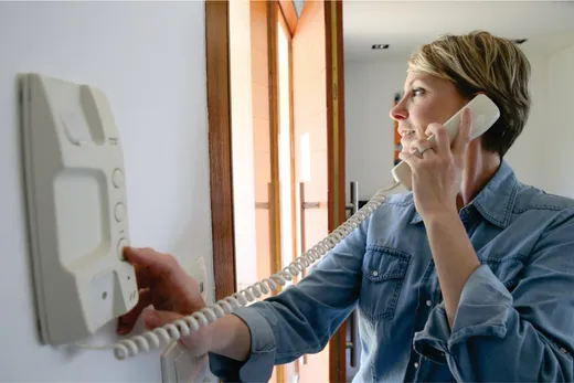 Intercom and reception phone setup for a business in Indore